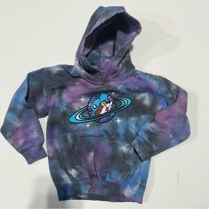 Buc-ee's Pullover Hoodie Unisex Kids Youth XS Blue Galaxy Tie-Dye Logo Graphic